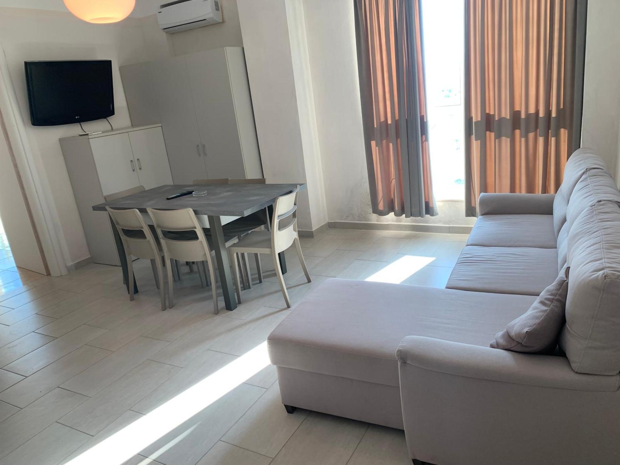 Guest - Sea Breeze Apartments Sarandë 外观 照片